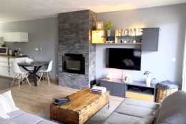 Une pièce de vie chaleureuse